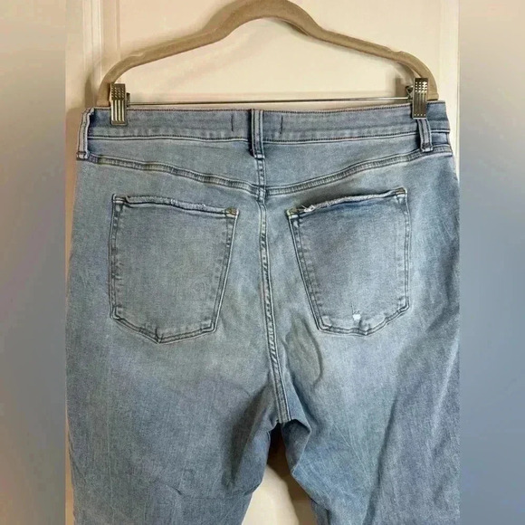 Abercrombie & Fitch Women’s Curve Love Super Skinny Ankle High Rise Jeans - Picture 3 of 6